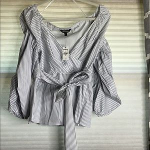 Express puff sleeve blouse